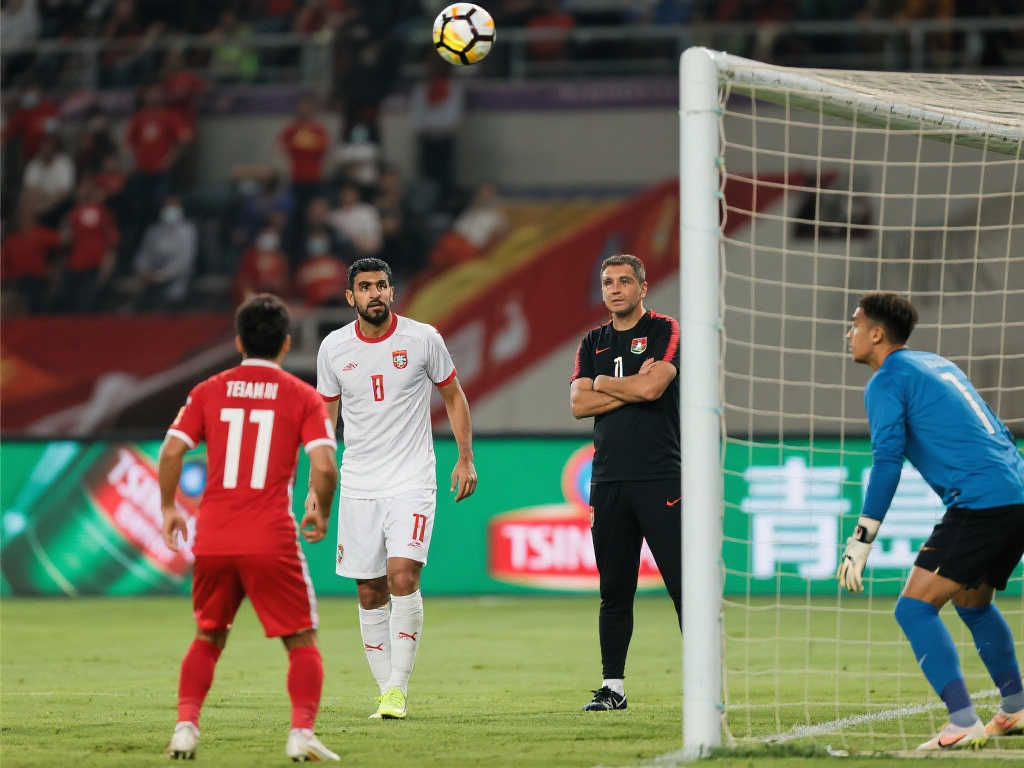 他在赛后采 他在赛后采