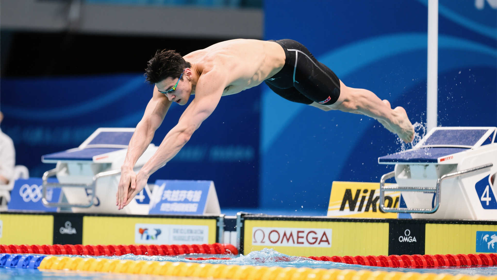 比赛成绩来 比赛成绩来